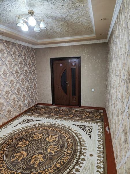 Assalomu alekum uy ozimizani uy 3 hona balkonli  sharoyiti b