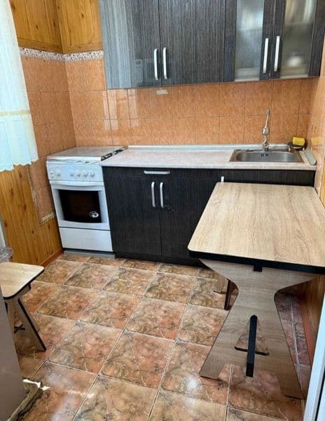 Сдам квартиру на кадышева<br />
2/2/5<br />
380<br />
Сергей — фото 3