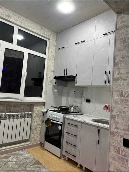 Квартира 1/1/4 40 КВ ориентир массив ц5. Обставлена чистая.  — фото 4