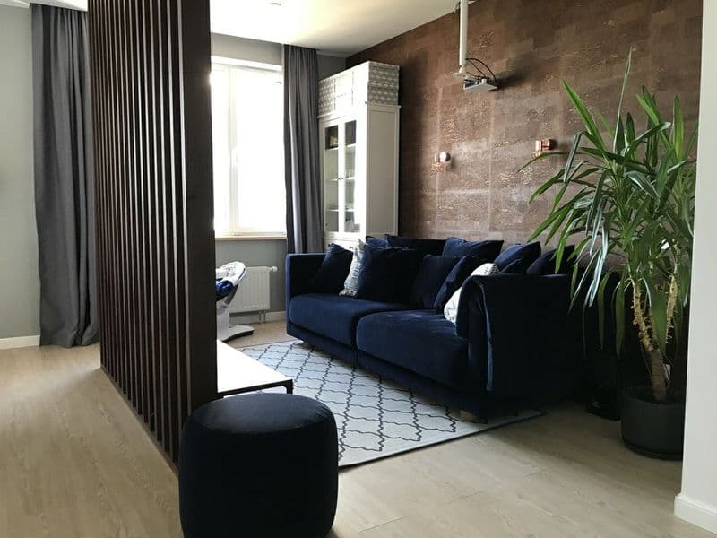 Срочно. Отличный вариант. Сдаётся квартира 3/1/5 Дархан Ор-р