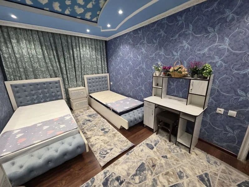 Сергели-5 МЕТРО-2 олдида 4 хонали квартира арендага берилади