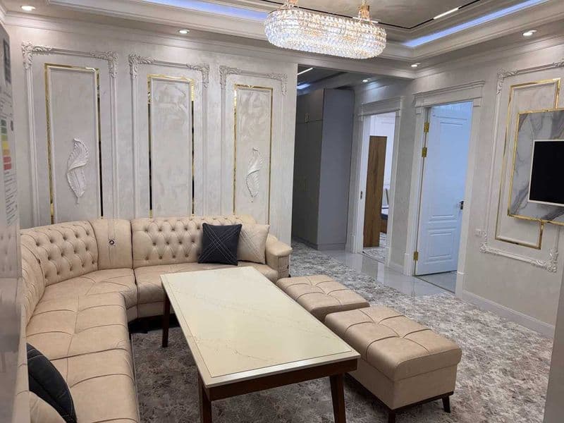 • Район: Шайхантахурский<br />
• Адрес: Самарканд Дарвоза<br