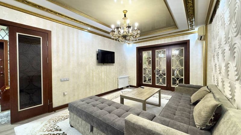 Сдается на длительный срок в аренду 3 комнатная квартира в ц