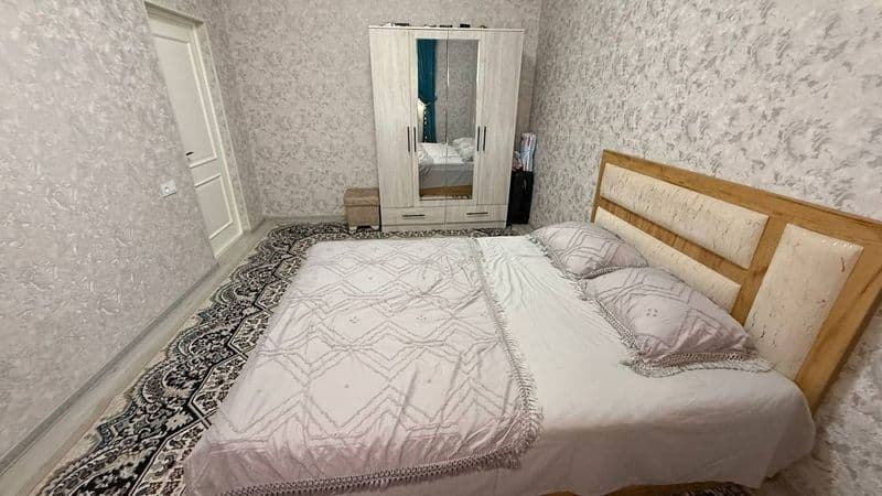 Қулай жойлашув, тоза ремонт, мебель ва техника бор.<br />
Яқ