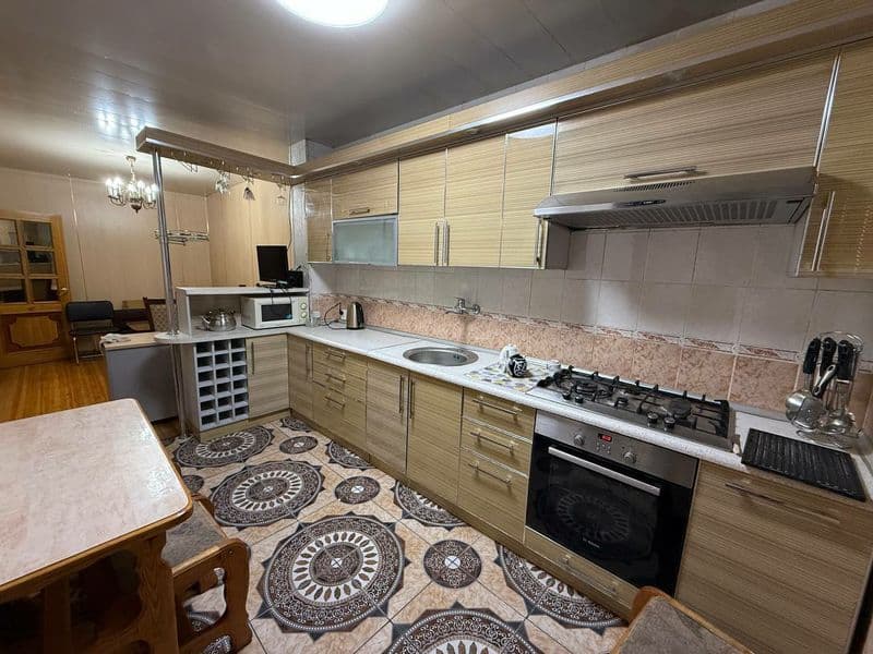 м. Дружба народов | 3-ком | 96 м² | 4/9 | 1000$<br />
<br /> — фото 5