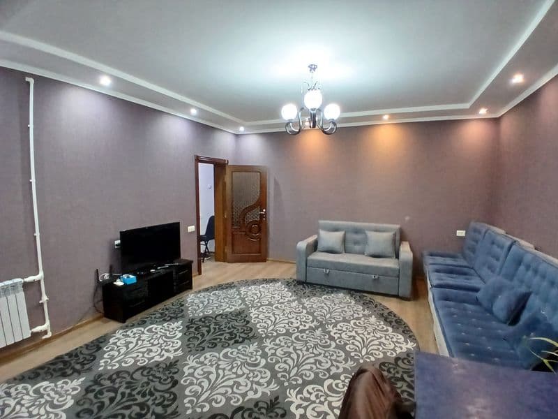 Ideal lokatsiya!<br />
- metro Oybekka yonida, orienter  Dlu