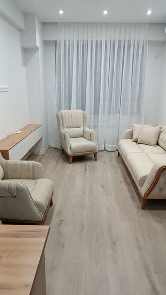 Сдаётся Акай Сити<br />
16 этаж, 49 кв метров, почти все нов