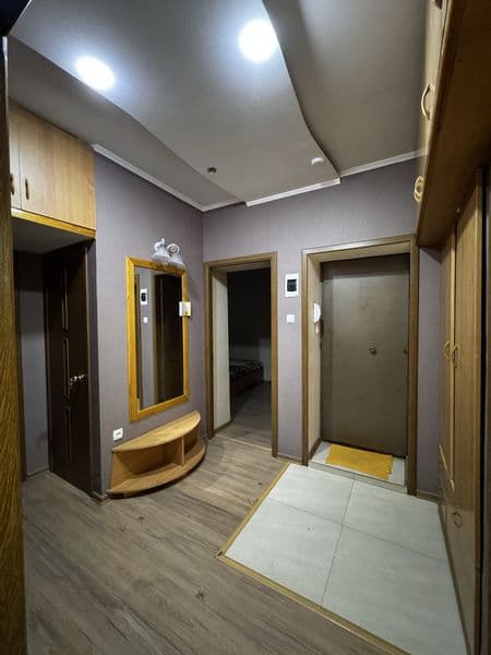 Сдам свою квартиру , с отличным местоположением , метро Новз