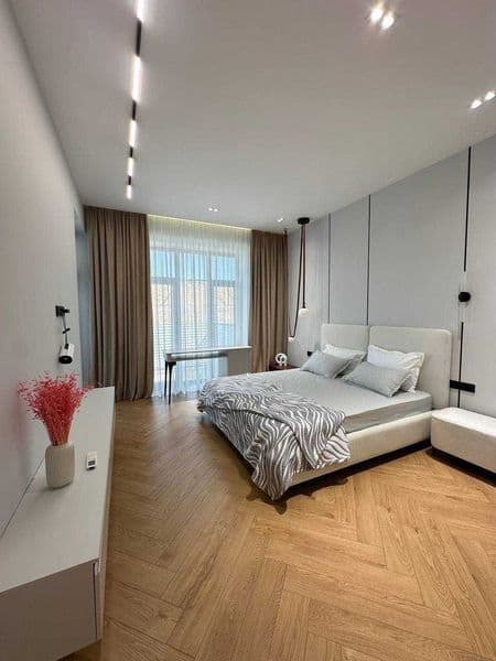 • Район: Мирабадский<br />
• Габус<br />
• Комнат: 4<br />
• — фото 2