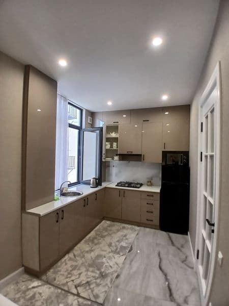 Сдаётся своя новая3х ком. квартира в центре города 2двух спа — фото 2