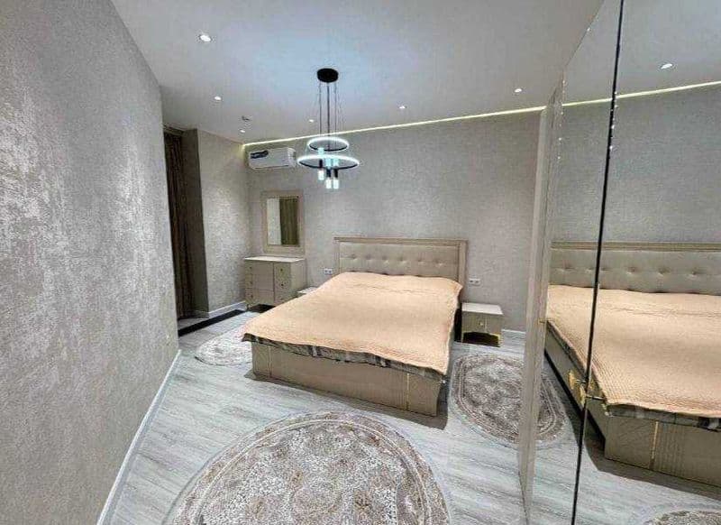 Район: Мирабадский<br />
Адрес: Айбек<br />
<br />
• Комнат: — фото 2