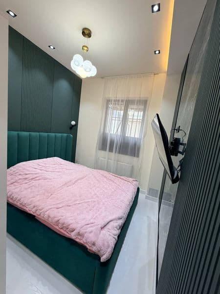 Yunsobod 3 xona navastroyka<br />
Hamma sharoit bor <br />
5