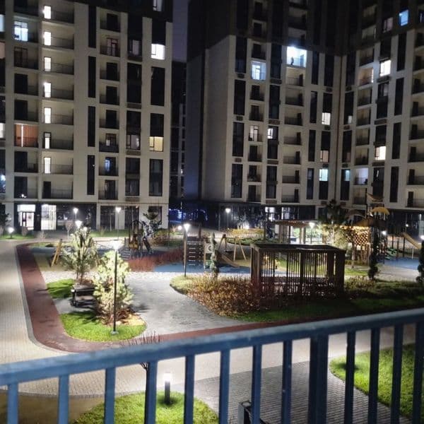 Район - Алмазарский<br />
Ориентир - Жомий<br />
Комнат - 2<