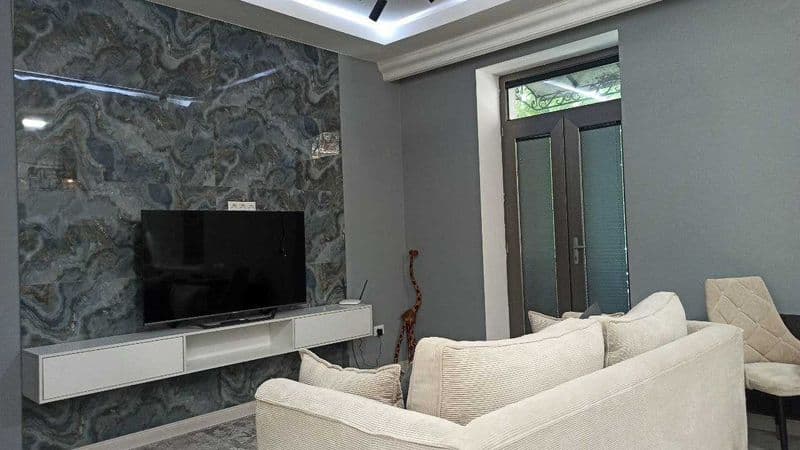 СРОЧНО СДАЕТСЯ!<br />
<br />
Район: Мирабадский<br />
Адрес: