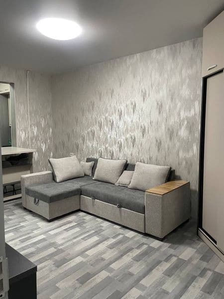 #Chilonzor 17 kvartal <br />
½ hona 2 qiliingan <br />
2 eta