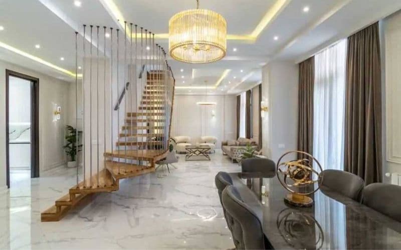 3/3/8 | Центр Ташкента | 120 м²<br />
<br />
Сдаётся простор