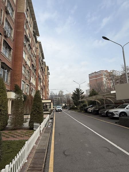 Сдаю собственную квартиру в долгосрочную аренду, 150 м2, 4 к — фото 2