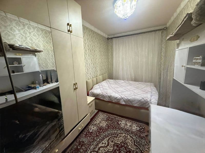 Аренда <br />
Массив Феруза <br />
2перед 3 /1/4 <br />
Есть