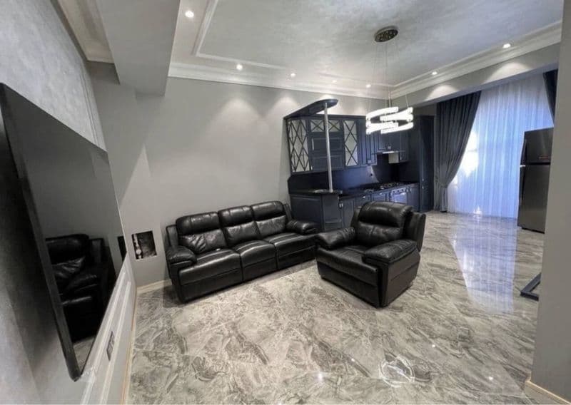 Мирзо Улугбекский район <br />
Ц-1<br />
3/2/9 <br />
113м2<