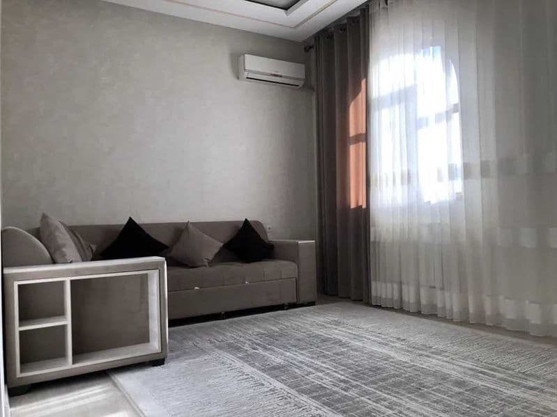 Сдаётся  Квартира в центре<br />
Ориентир - Госпитальный рын