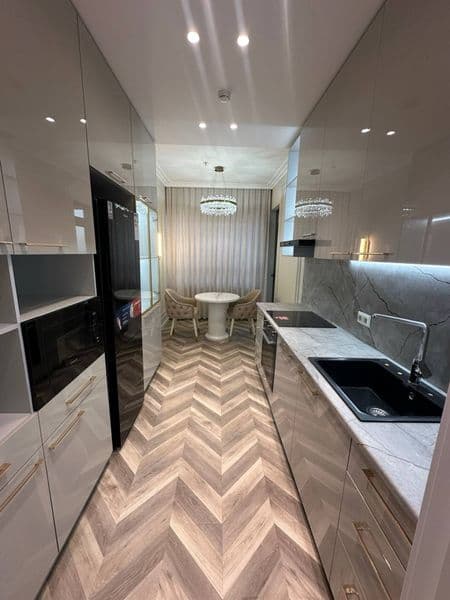 Комнат 2 , этаж 17 , этажность 25 <br />
Площадь 70м2<br />
 — фото 4