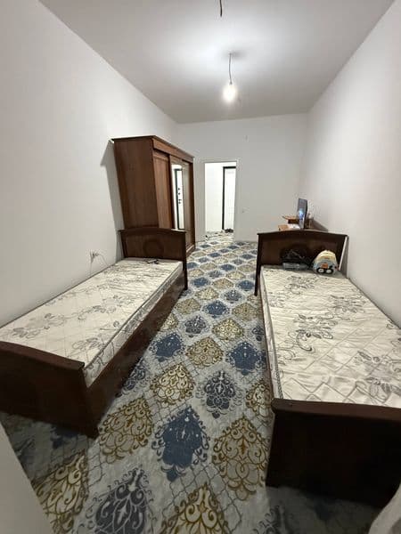 Yangi darxon 2 xonali uy kavrtiraga beriladi 2ta divan shkaf — фото 2