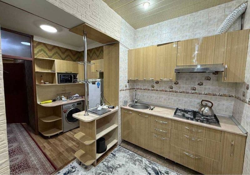 Корасув-1<br />
3/4/4<br />
70 м2<br />
500$<br />
957471945 — фото 5