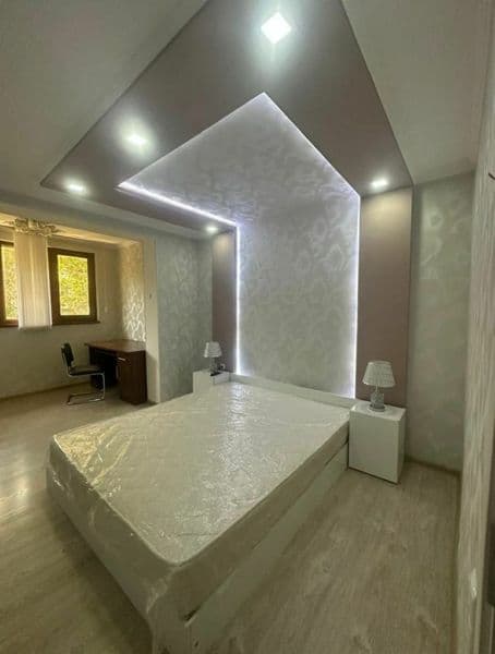 Срочно 7 квартил Новза метро7 минут пешком<br />
2 хона шаро