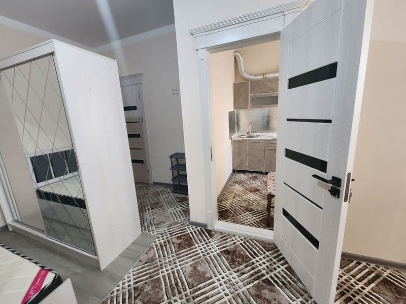 O‘zinmi uyim zaksli yosh oylaga yoki studit qizlaga  beraman