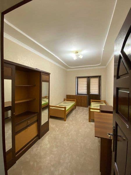 Сдаю свой банковский дом, большие комнаты, высокие потолки ( — фото 5