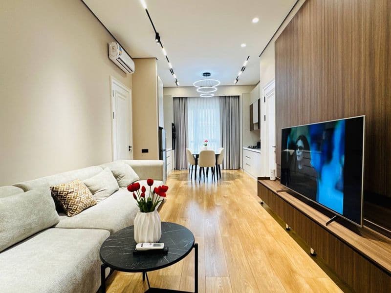 Махтумкули<br />
2/7/9<br />
60кв<br />
600 y.e<br />
<br />