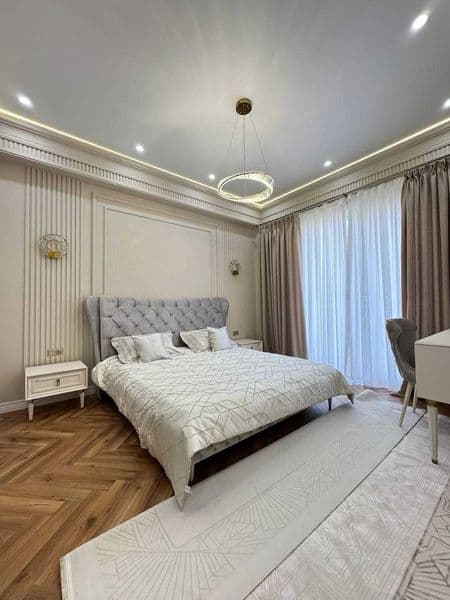 • Район: Яккасарой <br />
• Felicita <br />
• Комнат: 3<br /