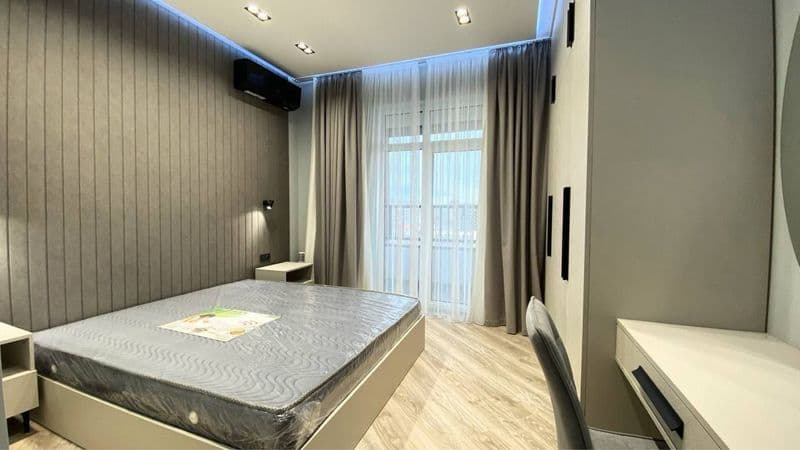 NRG Oybek<br />
2/10/12<br />
60кв<br />
700 y.e<br />
<br /