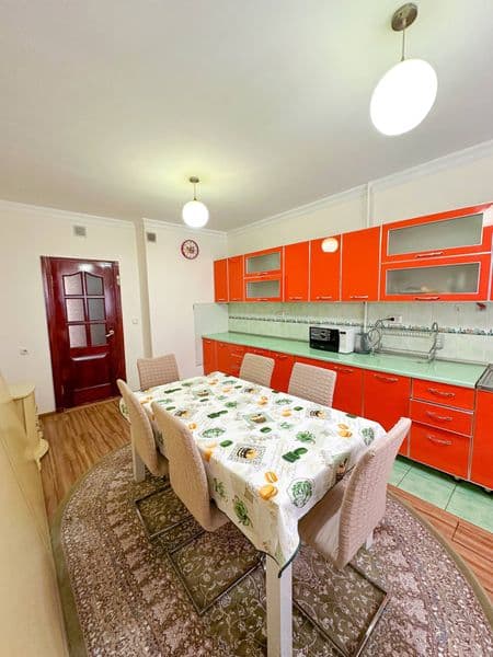 Дружбада Самарканд дарвоза рупарасида 3хоналик квартира узок — фото 5