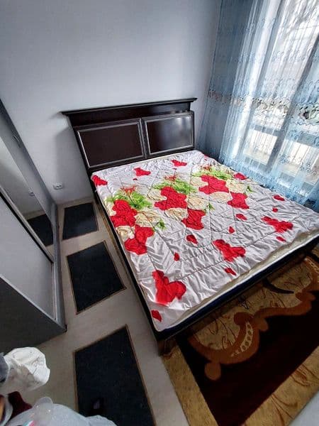 Kadishvada novostroyka 1 etaj 2 xonali kvartira arendaga ber