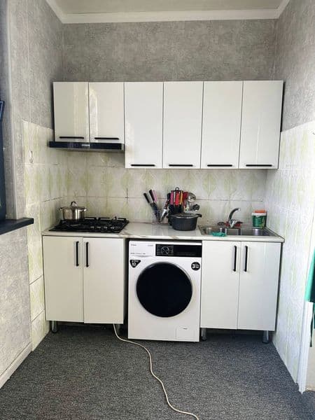 Карасув 1. 3 хона<br />
Балкон 2#6<br />
Ремонт килинган<br 