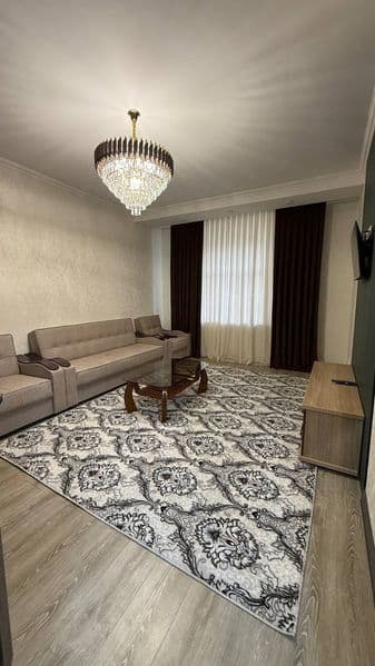 Юнусабад 4 Шох Сарой <br />
2 комнатная<br />
1 этаж <br />
