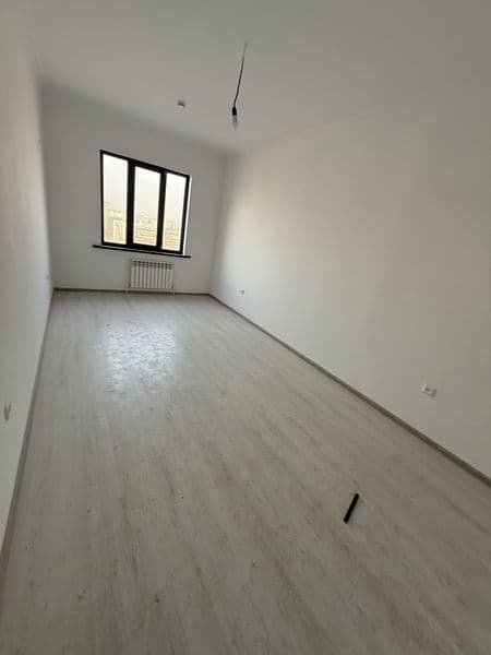 Сергели Бобир махалла ойилага риелтир хизмати бор тел 93/990