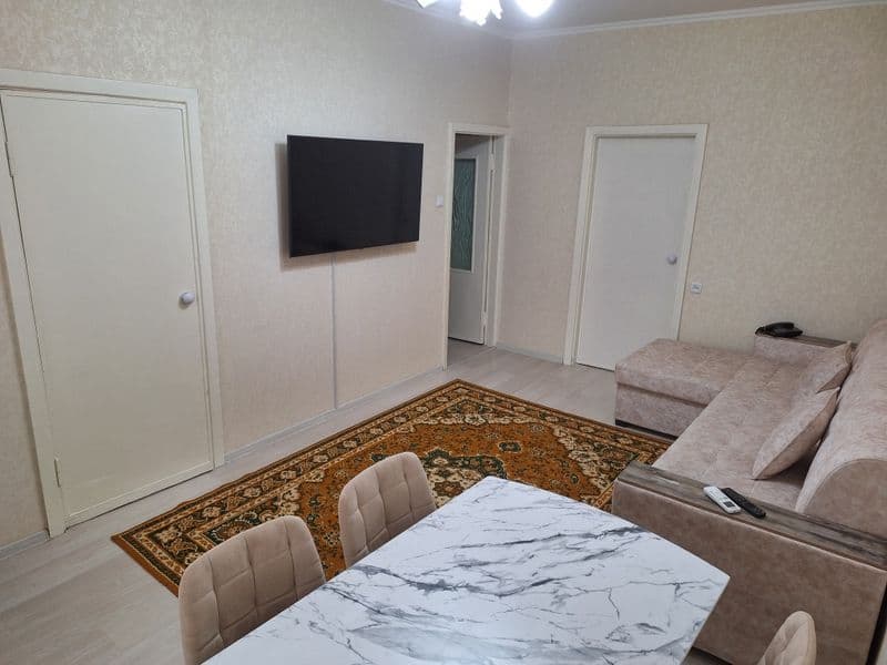 Чиланзарский р-н<br />
Чиланзар РОВД, 8-квартал<br />
Комнат