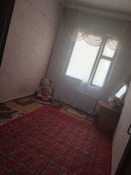 2 xonali uyim 1 xonasini 4 qizlaga beraman 50$ dan<br />
904