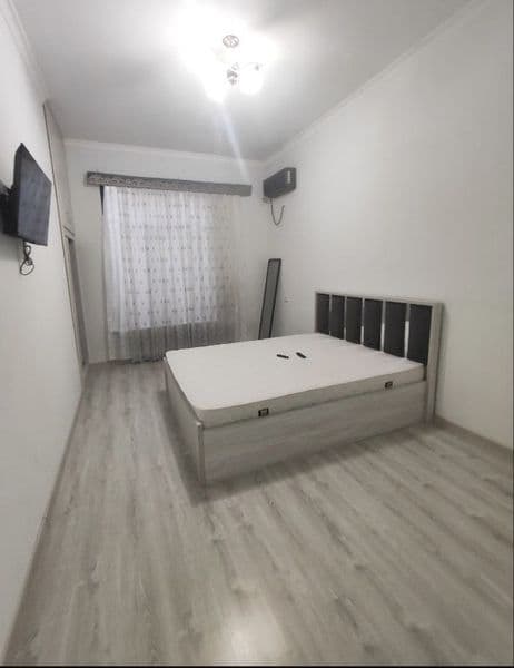 Toshkent shahar Olmazor tumani Tinchlik metro yonida 5 etajl