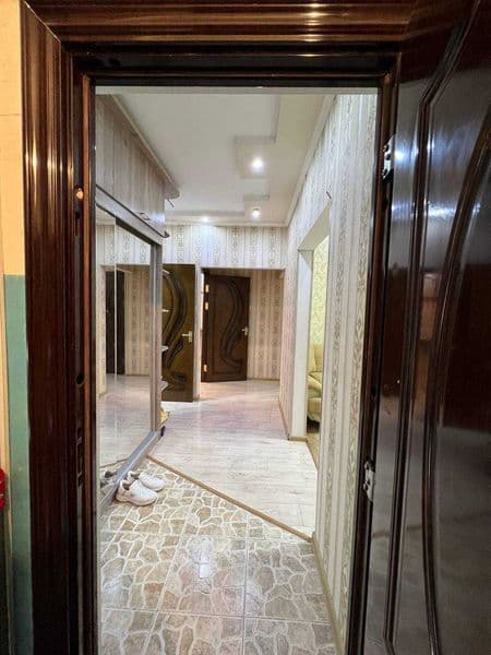 Своя квартира, сдается на длительный срок. 95 кв, зал, две с