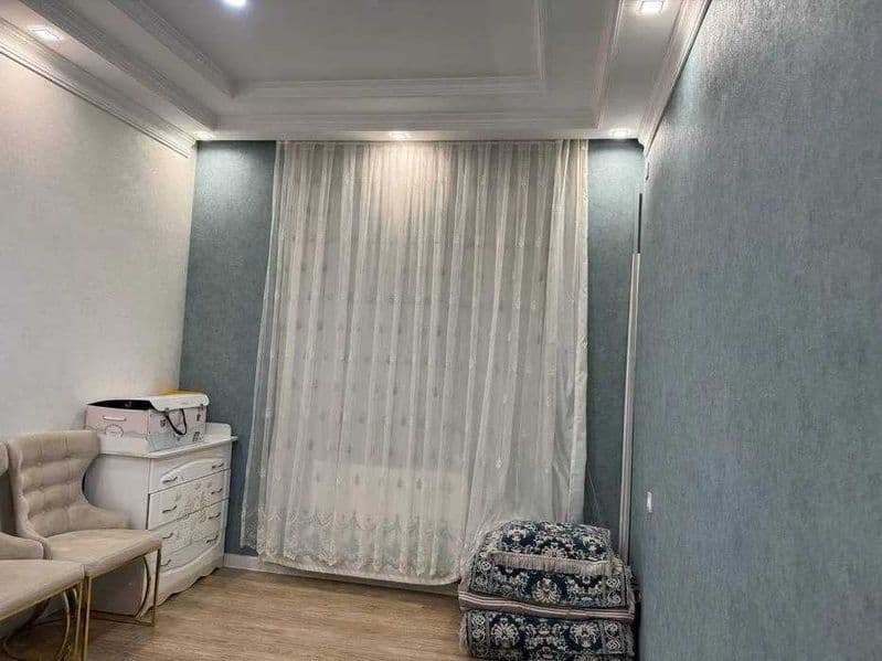 Район: Юнусабадский<br />
Адрес: 13 КВ<br />
Комнат: 3<br /> — фото 5