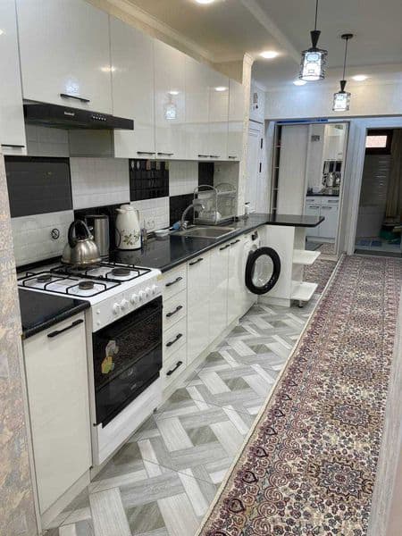 Сдаётся квартира на Ракате<br />
Ориентир - Парк бабура<br /