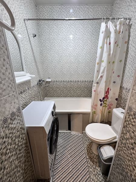 Қорасув 6 да 2 хонали 1 қават ижарага хонадон. <br />
Оила қ — фото 5