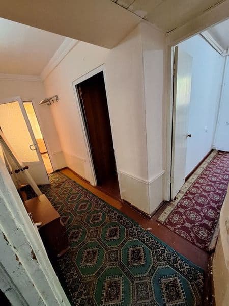 2хона 2 етажда 4 етажли дом<br />
Хоналари алохида<br />
Шар