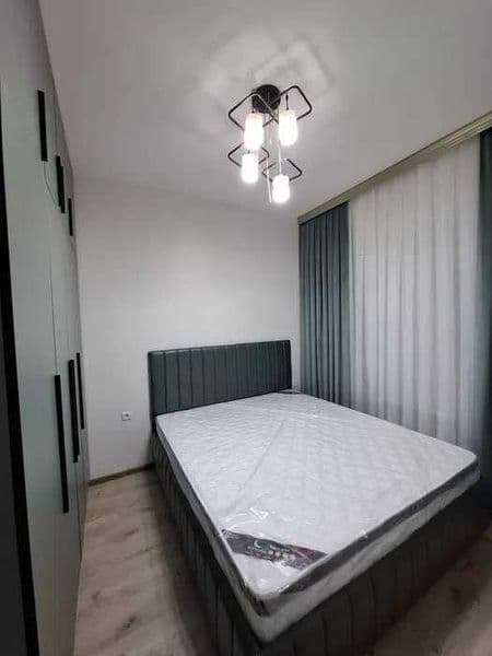 Район ; Яшнабадский<br />
Адрес : Боткина<br />
<br />
—   к