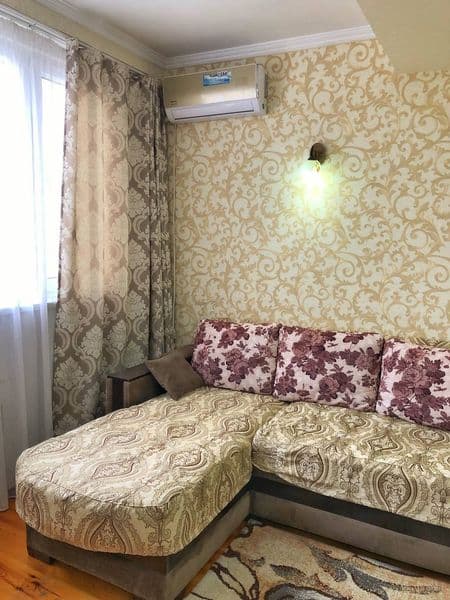 2-х комнатная, 11 этаж 12-тиэтажка, 67 квадратных метра, дом