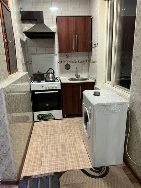 Срочно сдаю 1-комнатная переделанная 2-х комнатную квартиру. — фото 2