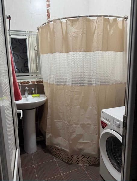 Сдаётся в аренду <br />
БИЙ  Улица Каландар<br />
Единое окн — фото 2